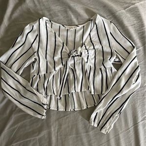 L.A. Hearts Cropped Long Sleeve